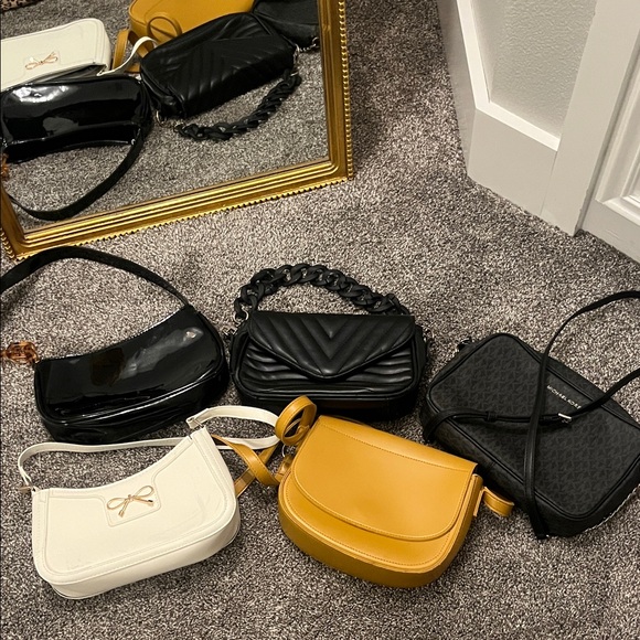 Handbags - 5 purses for $15